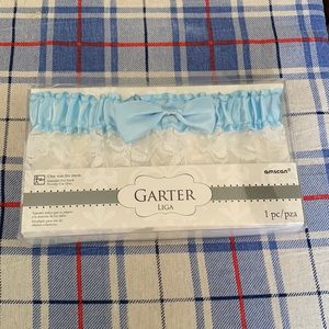 Wedding Garter in White Lace and Blue Satin - New